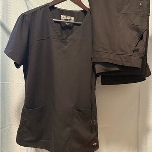 Grey's Anatomy Black V-Neck Medical Scrub Top and Pants